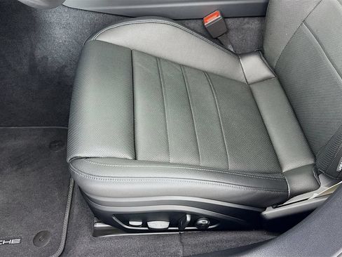 Certified 2025 Porsche Panamera RWD image 13