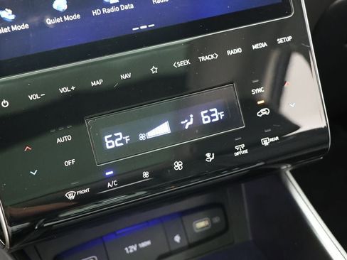 Used 2022 Hyundai Tucson Limited w/ Cargo Package image 25