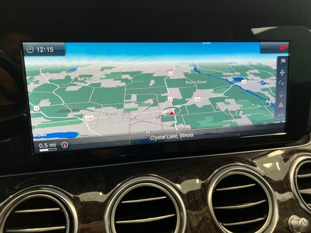 Used 2017 Mercedes-Benz E 300 4MATIC image 19