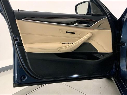 Certified 2023 BMW 530i xDrive w/ Premium Package image 24