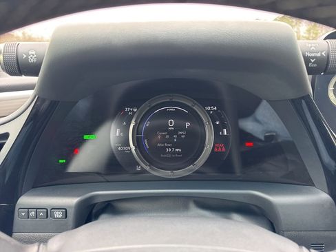 Used 2022 Lexus ES 300h F Sport image 24