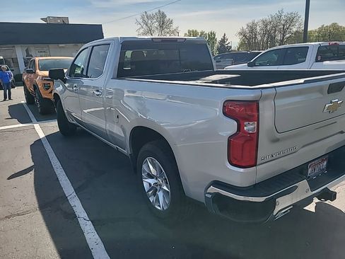 Used 2021 Chevrolet Silverado 1500 LTZ w/ Z71 Off-Road Package image 9