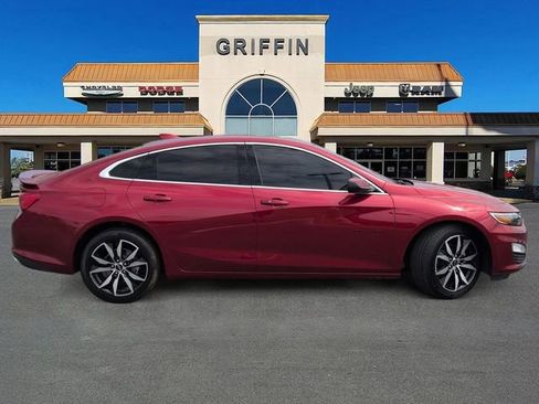 Used 2024 Chevrolet Malibu RS w/ LPO, Floor Liner Package image 3