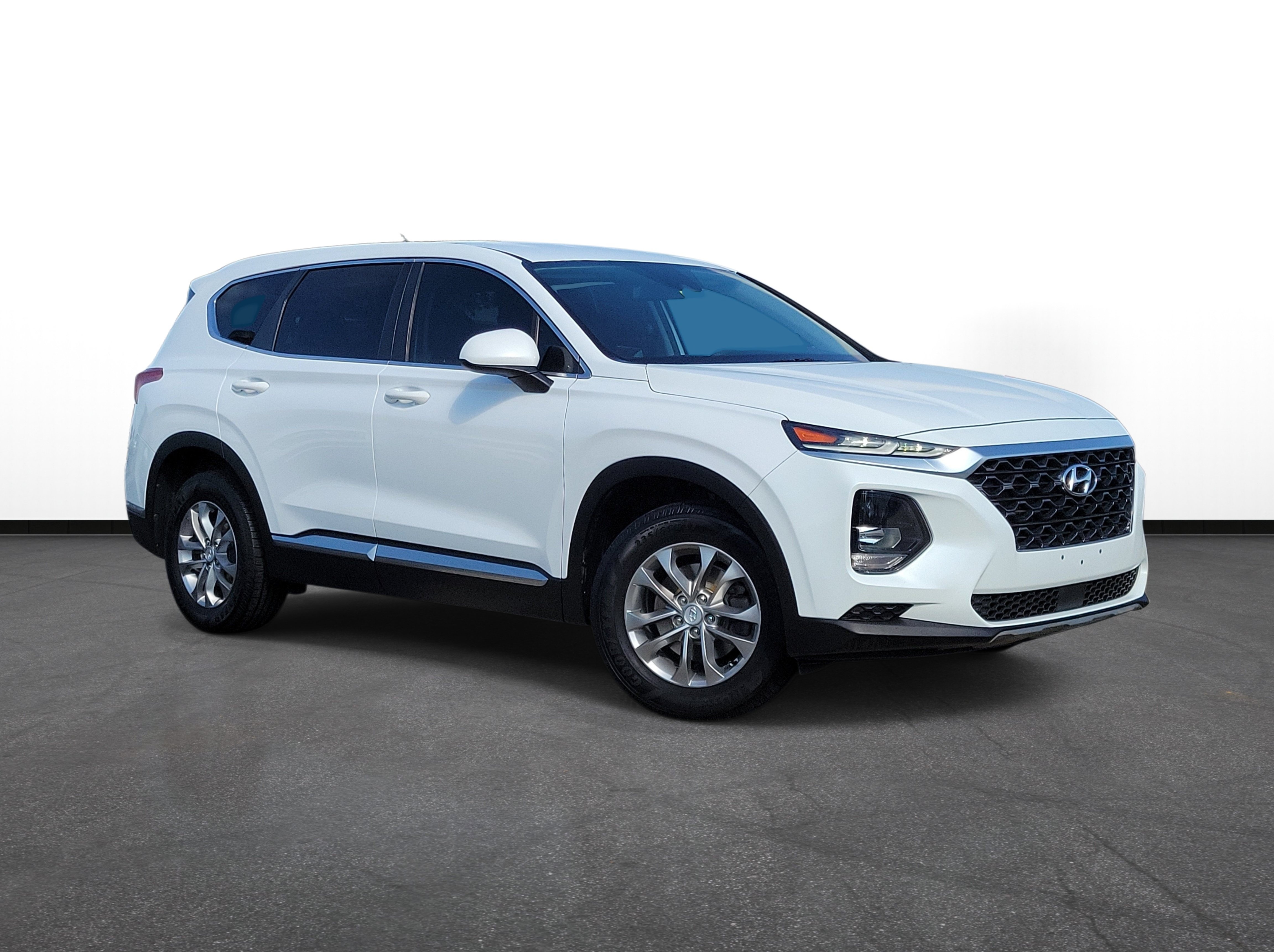 Used 2019 Hyundai Santa Fe SE AWD/4WD image 1