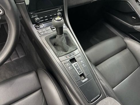 Used 2019 Porsche 911 Carrera GTS image 34
