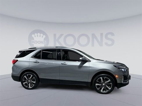 Used 2023 Chevrolet Equinox Premier image 17