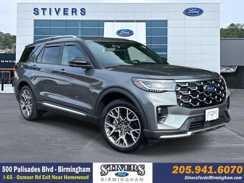 Used 2025 Ford Explorer Platinum w/ Ultimate Package RWD image 1