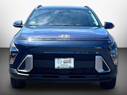 Used 2025 Hyundai Kona SEL AWD/4WD image 2