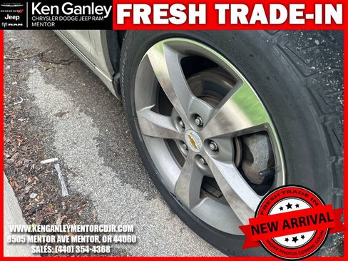 Used 2011 Chevrolet Malibu LT w/ Power Convenience Package FWD image 9