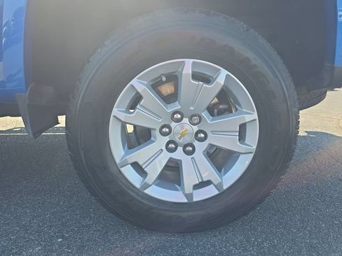 Used 2022 Chevrolet Colorado LT w/ Luxury Package RWD image 34