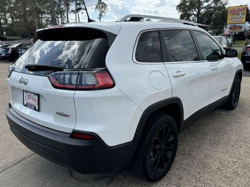 Used 2019 Jeep Cherokee Latitude w/ Popular Appearance Group image 5