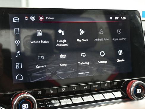 Used 2024 GMC Canyon AT4X image 12