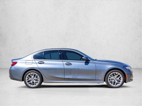 New 2026 BMW 330i xDrive Sedan w/ Premium Package AWD/4WD image 4