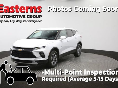 Used 2025 Chevrolet Blazer LT FWD image 55