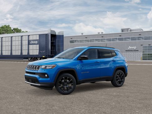 New 2026 Jeep Compass Latitude image 3