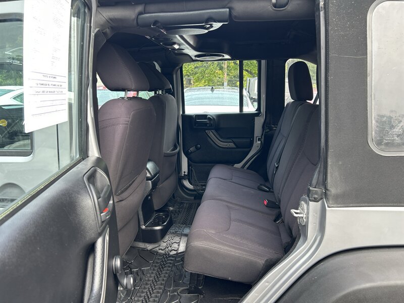 Used 2013 Jeep Wrangler Unlimited Sport AWD/4WD image 10
