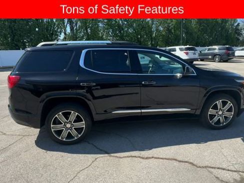 Used 2017 GMC Acadia Denali w/ Technology Package AWD/4WD image 9
