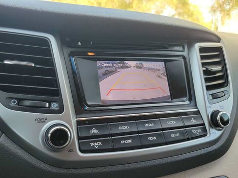 Used 2016 Hyundai Tucson Sport FWD image 25