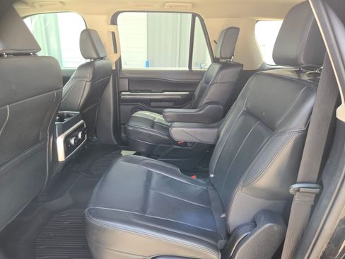 Used 2024 Ford Expedition Max XLT RWD image 16