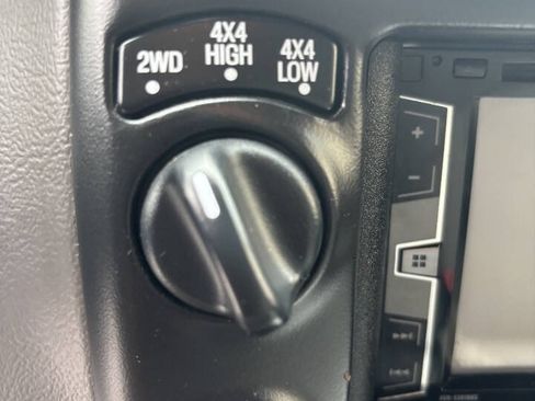 Used 2001 Ford Ranger XL AWD/4WD image 18