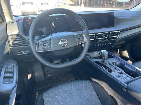 New 2026 Nissan Sentra SV w/ SV Convenience Package FWD image 22