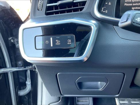 Used 2021 Audi RS 7 w/ Black Optic Package image 32