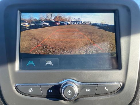 Used 2018 Chevrolet Malibu LS image 21