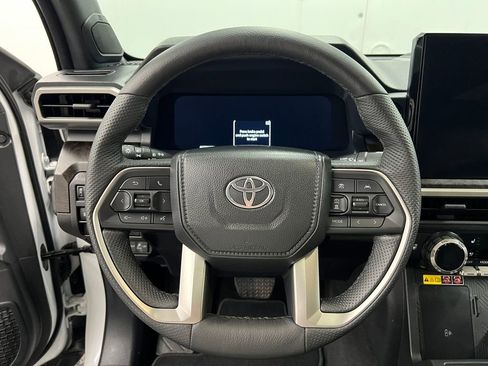 Used 2024 Toyota Tacoma Limited image 15