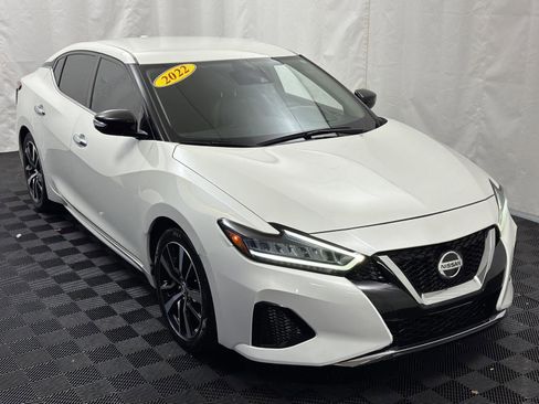 Used 2022 Nissan Maxima SV w/ Floor Mat Group FWD image 16