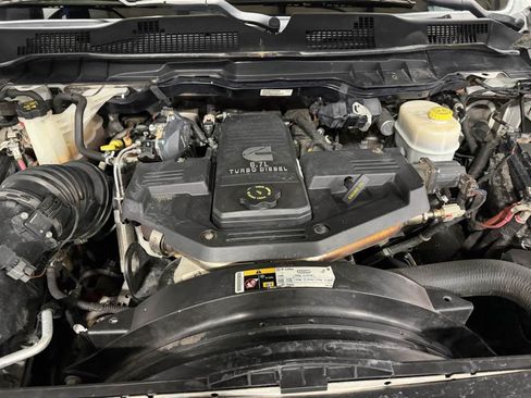 Used 2015 RAM 2500 Laramie AWD/4WD image 23