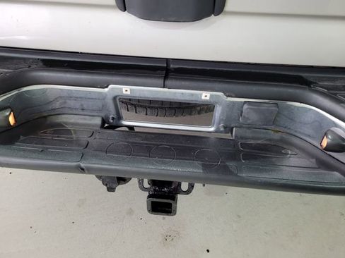 Used 2005 Chevrolet Suburban LS w/ Preferred Equipment Group image 48