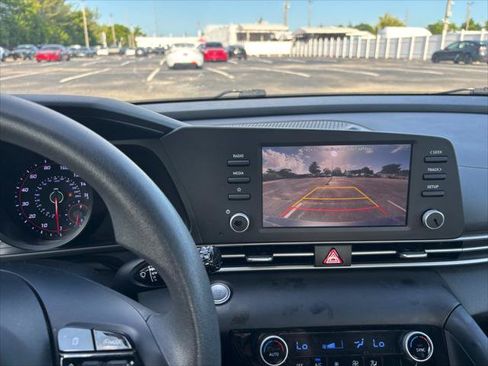 Used 2023 Hyundai Elantra SEL w/ Cargo Package FWD image 7