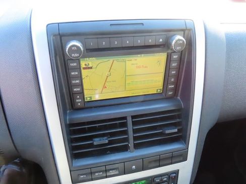 Used 2009 Mercury Mountaineer Premier image 25