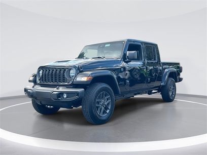 New 2025 Jeep Gladiator Sport