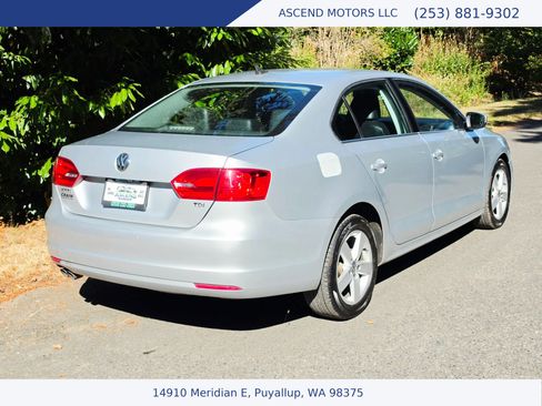 Used 2014 Volkswagen Jetta TDI FWD image 5
