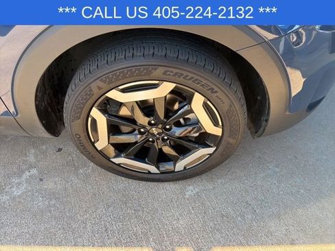 Used 2025 Kia Telluride S image 7