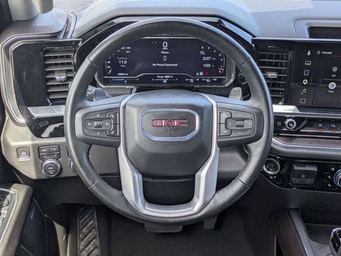 Used 2024 GMC Sierra 1500 SLT w/ SLT Premium Plus Package AWD/4WD image 15