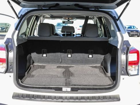 Used 2017 Subaru Forester 2.5i Premium w/ All-Weather Package image 25