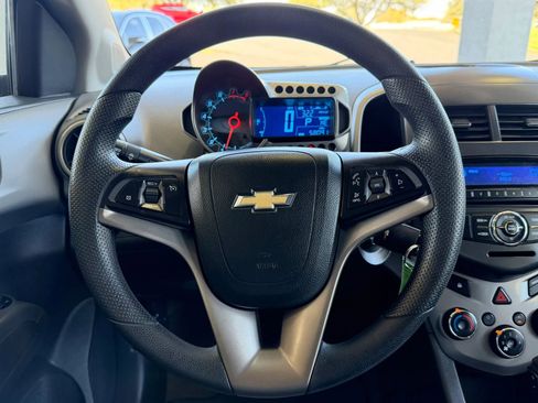 Used 2013 Chevrolet Sonic LT FWD image 10