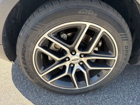 Certified 2019 Ford Explorer Sport w/ Equipment Group 401A AWD/4WD image 17