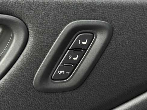 Used 2024 Honda Pilot EX-L image 29