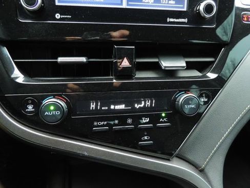 Used 2023 Toyota Camry SE image 22