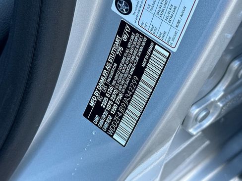 Used 2018 Mercedes-Benz E 300 E 300 image 37