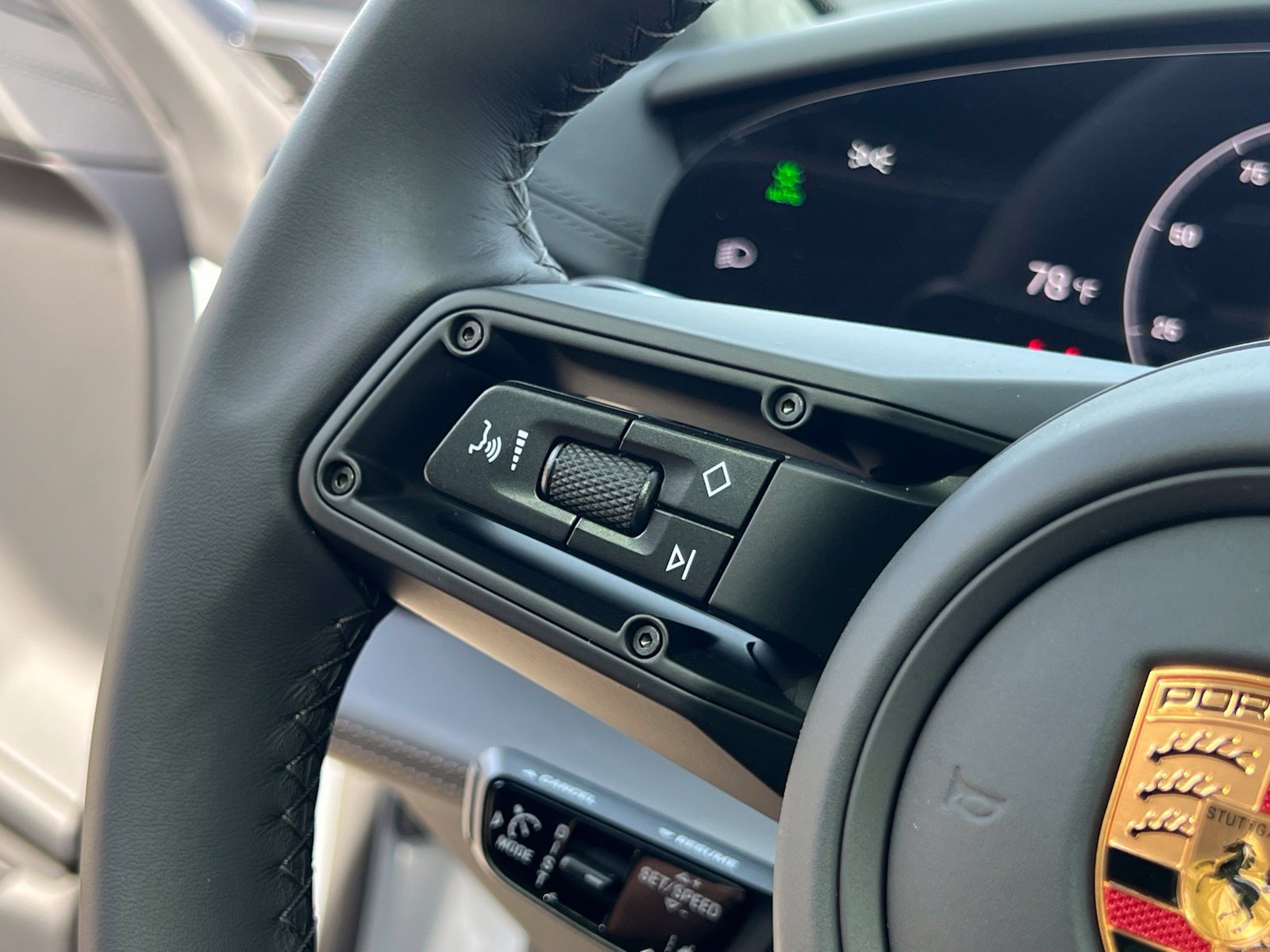 New 2026 Porsche Taycan GTS AWD/4WD image 26