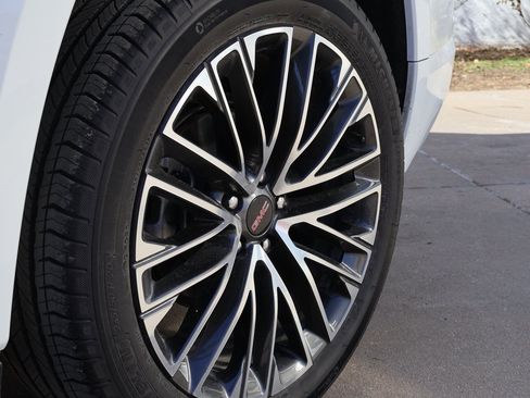 New 2026 GMC Terrain Denali w/ LPO, Floor Liner Package image 45