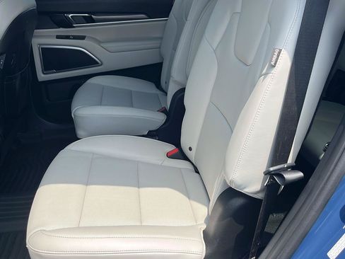 Used 2024 Kia Telluride S w/ S Sunroof Package AWD/4WD image 22