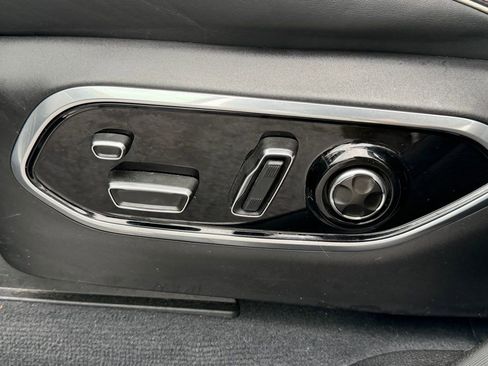 Used 2022 Jeep Grand Cherokee Summit image 24