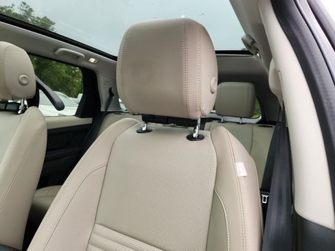 Certified 2025 Land Rover Discovery Sport S AWD/4WD image 11