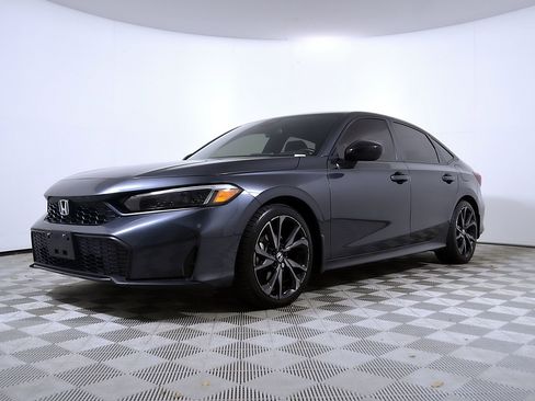 Used 2025 Honda Civic Sport image 2