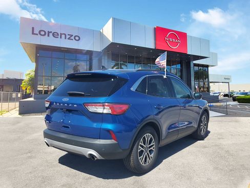 Used 2022 Ford Escape SEL w/ Technology Package image 5